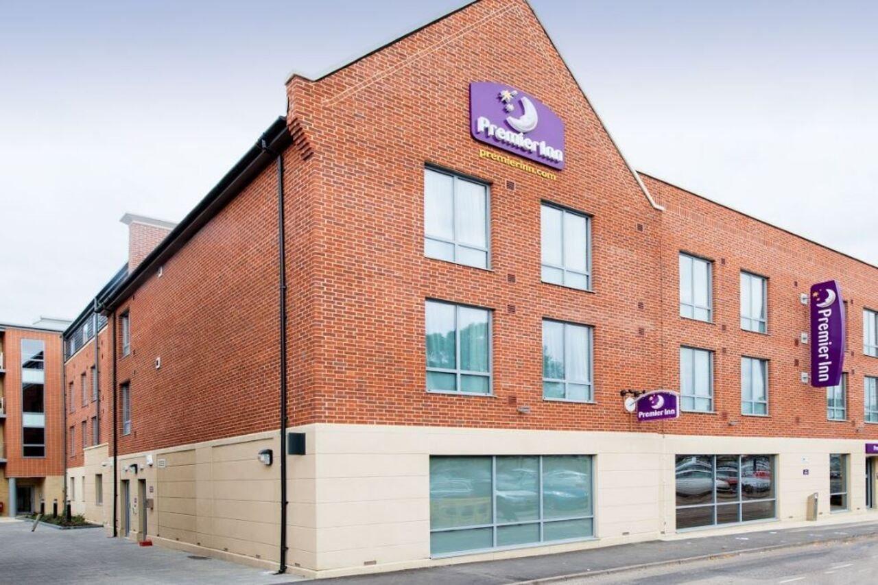 Premier Inn Hitchin Town Centre Exterior photo